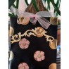 Tarjeta Artesanal Elegante con Encaje y Flores - Perfecta para Regalos